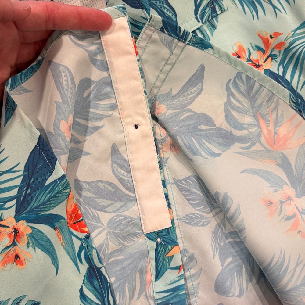 NWT IZOD Saltwater Tropical Floral Shirt Size LT - Picture 14 of 14